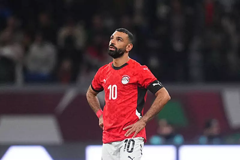 سلوت: سعيد باقتراب عودة صلاح 